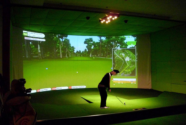 韩国高尔夫模拟器.jpg