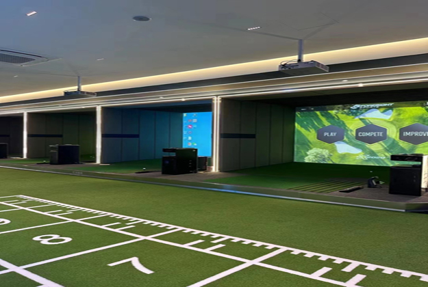 1764140852389597.jpg 多台组合室内高尔夫案例 三.jpg