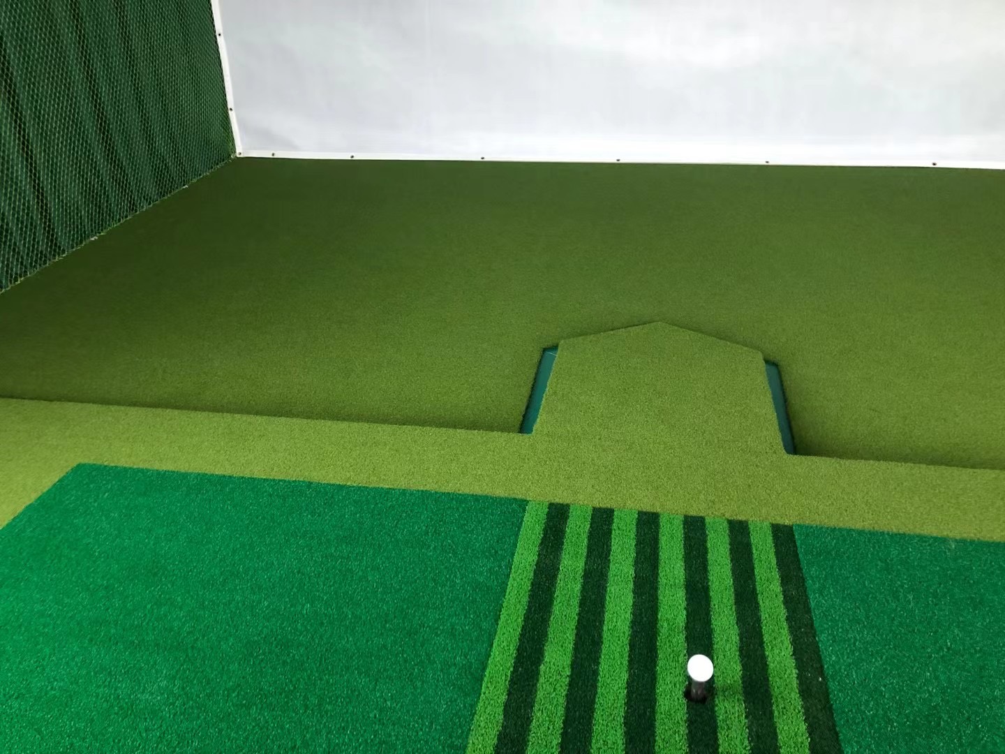 江苏省常州模拟高尔夫案例 客户接待客户和比赛 已安装 调试 培训完毕