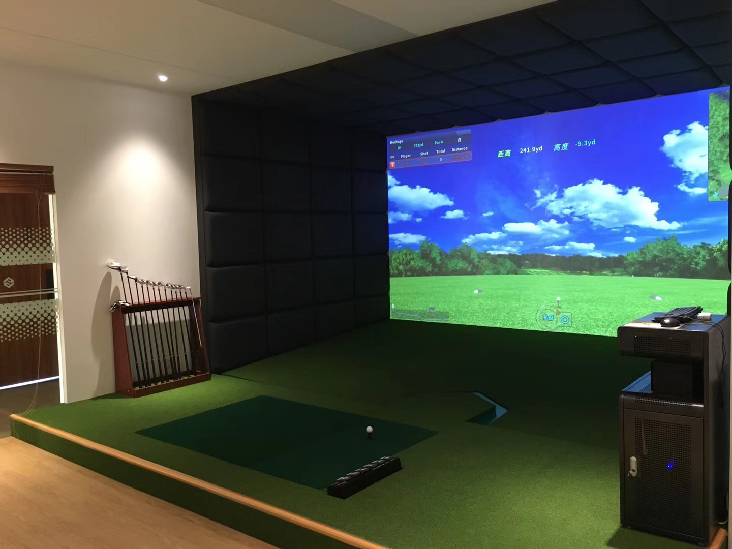 高速摄像室内高尔夫系统优势 让球员更好挥杆体验体现高尔夫球飞行视角高清