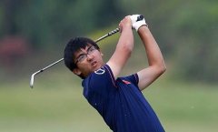 辽宁室内高尔夫:中国选手窦泽成在上海BMW大师赛68杆处好位置
